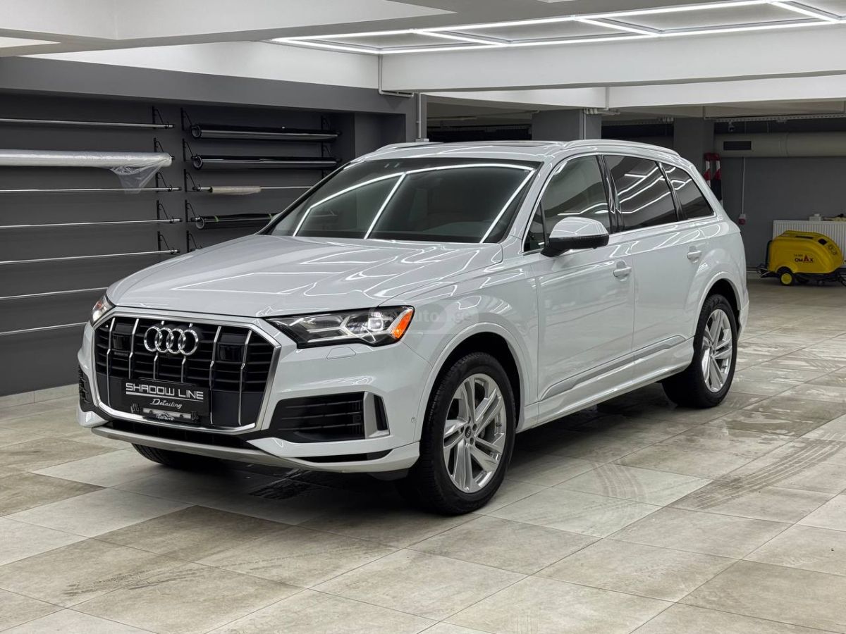 Audi Q7 - фото 3