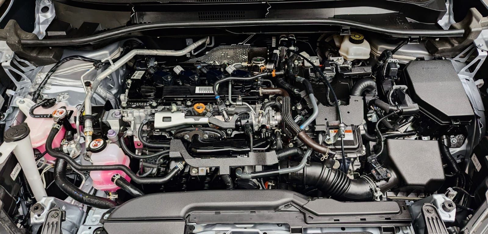 Toyota Corolla cross - фото 7