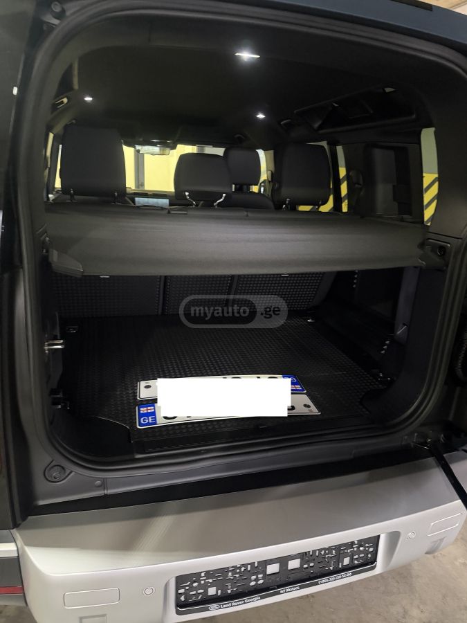 Land Rover Defender 110 2025 — миниатюра 10