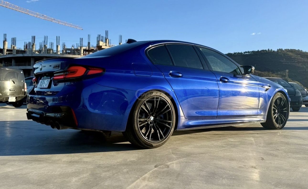 BMW M5 - фото 3
