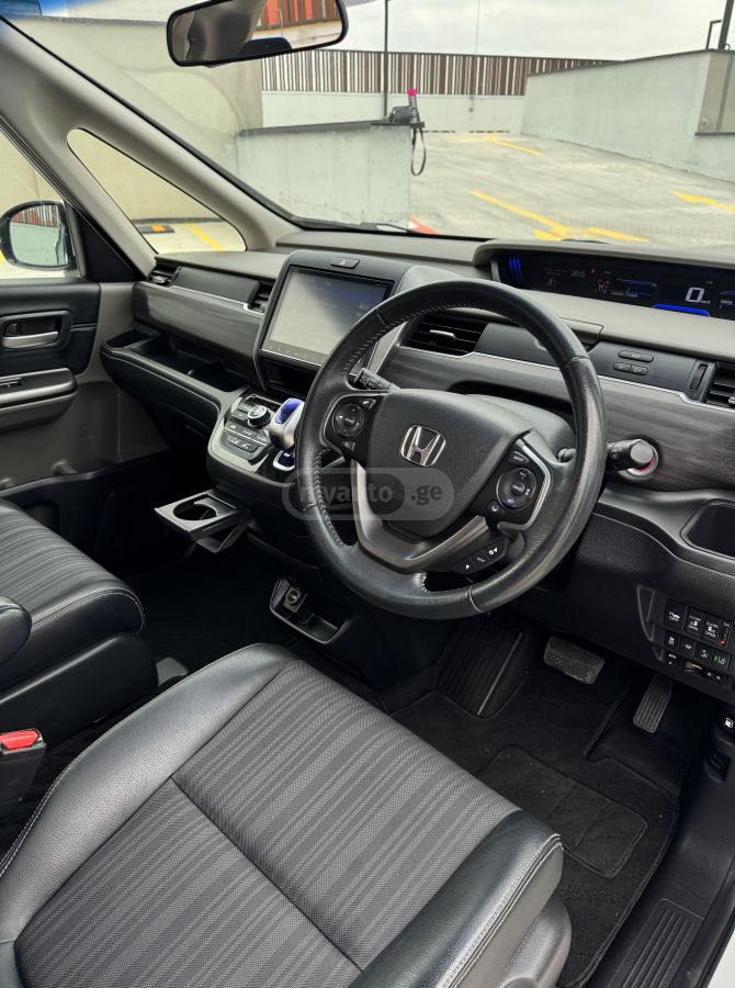 Honda Freed - фото 13