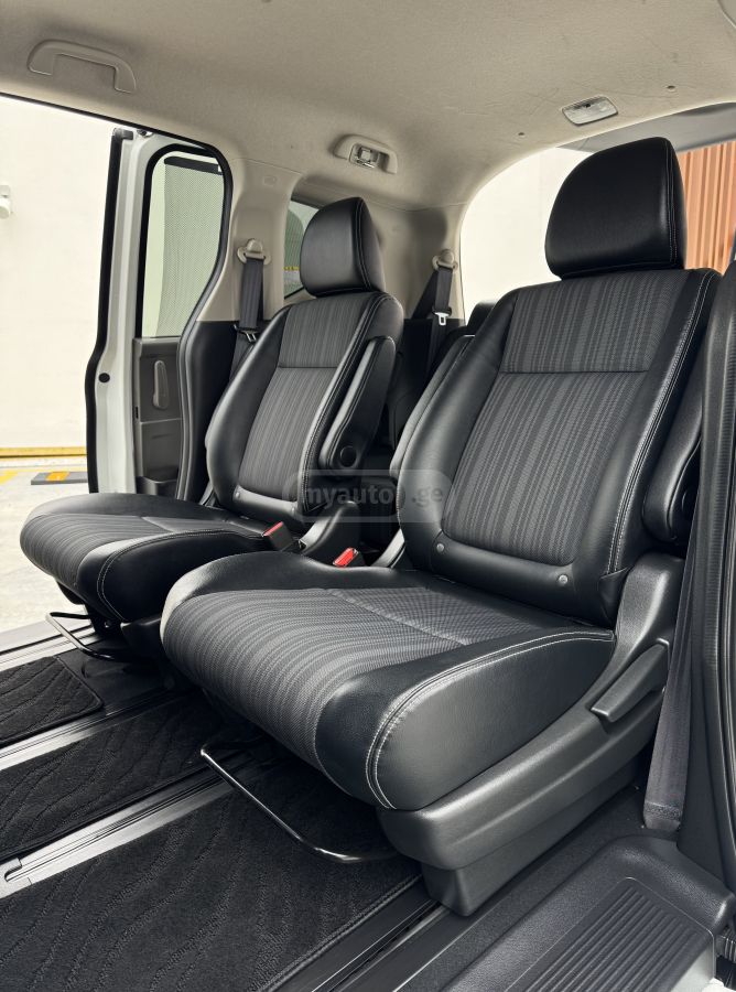 Honda Freed - фото 7