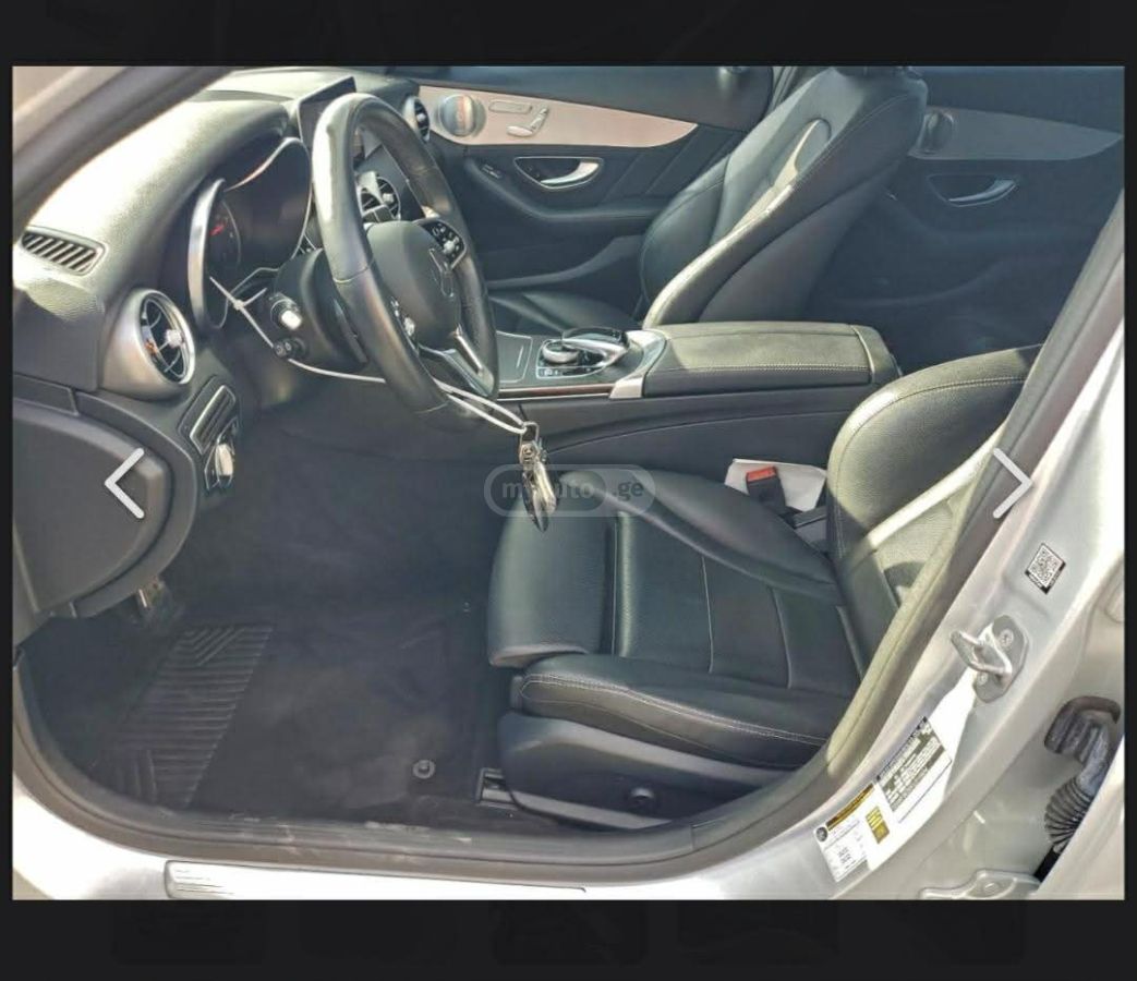 Mercedes-Benz C 300 - фото 11