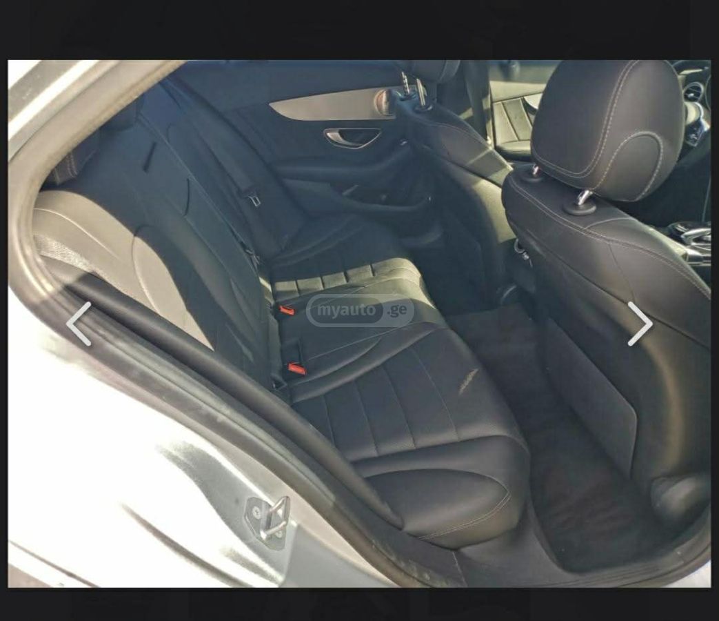 Mercedes-Benz C 300 - фото 8