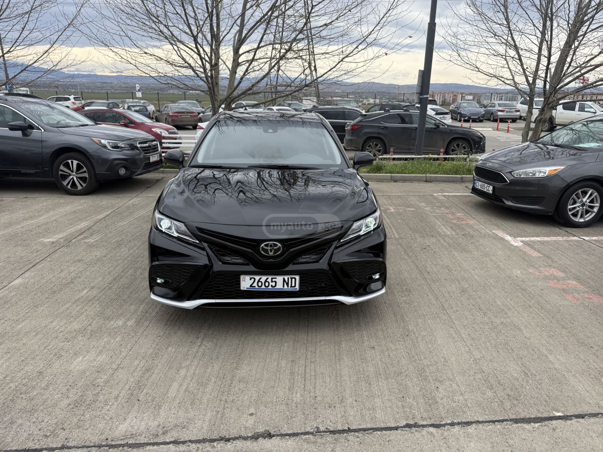 Toyota Camry - фото 13
