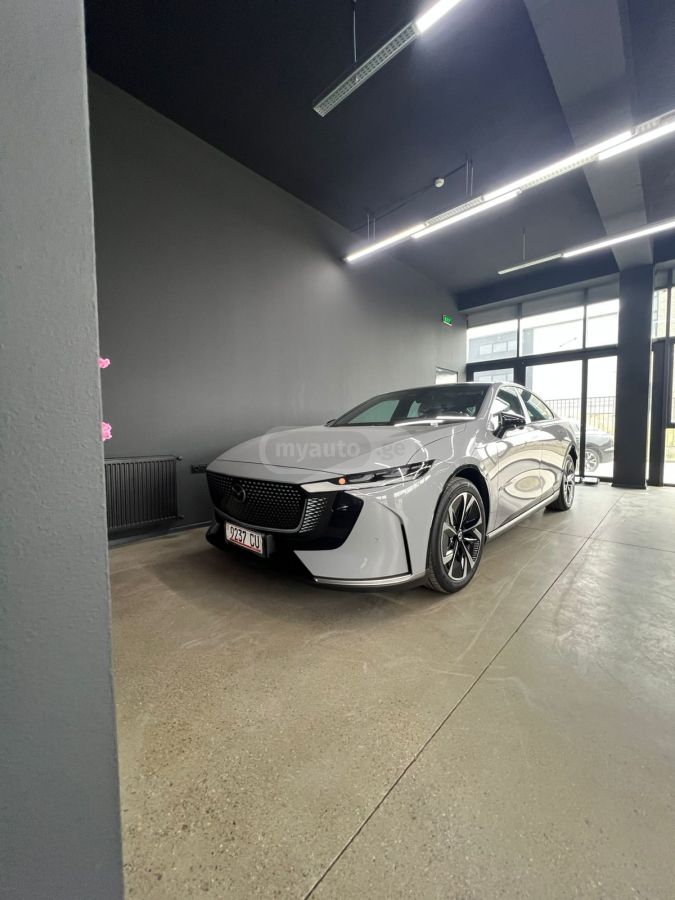 Mazda EZ-6 2025 — миниатюра 1
