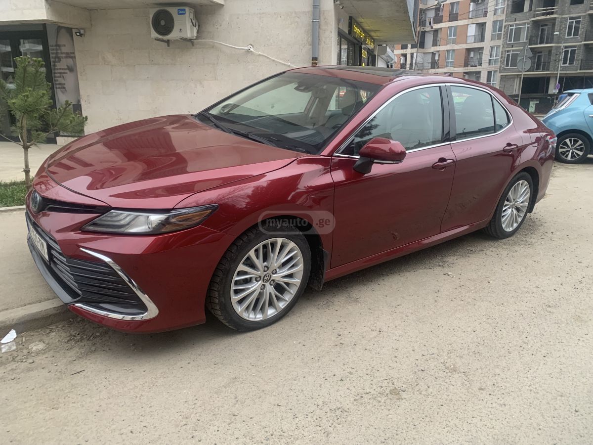 Toyota XLE 4dr Front-Wheel Drive Seda — миниатюра 2