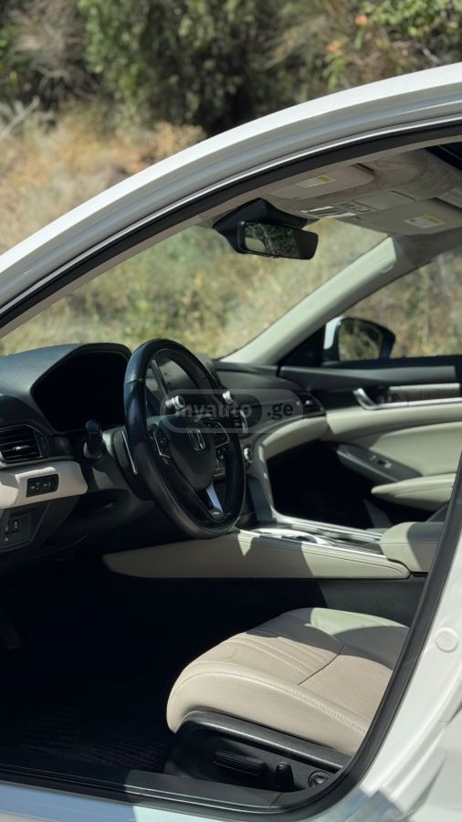 Honda Accord - фото 6