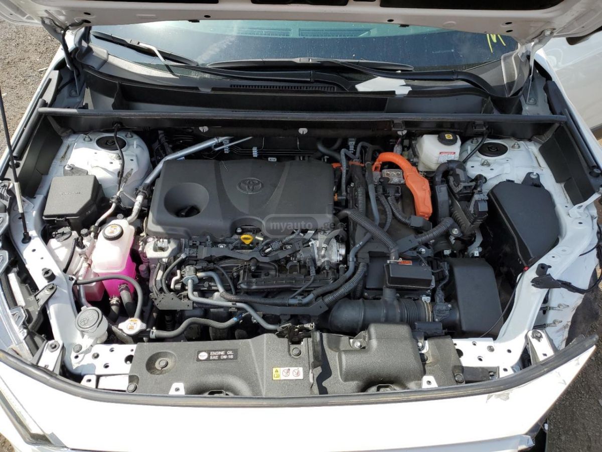 Toyota Rav 4 - фото 4