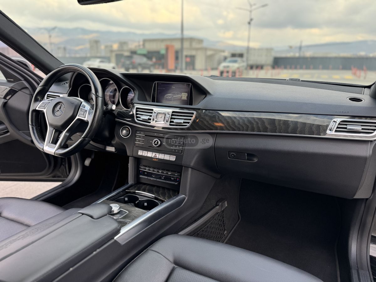 Mercedes-Benz E 350 - фото 12