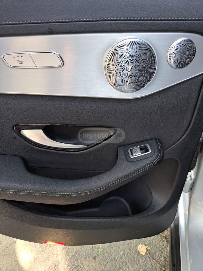 Mercedes-Benz GLC 43 AMG - фото 10