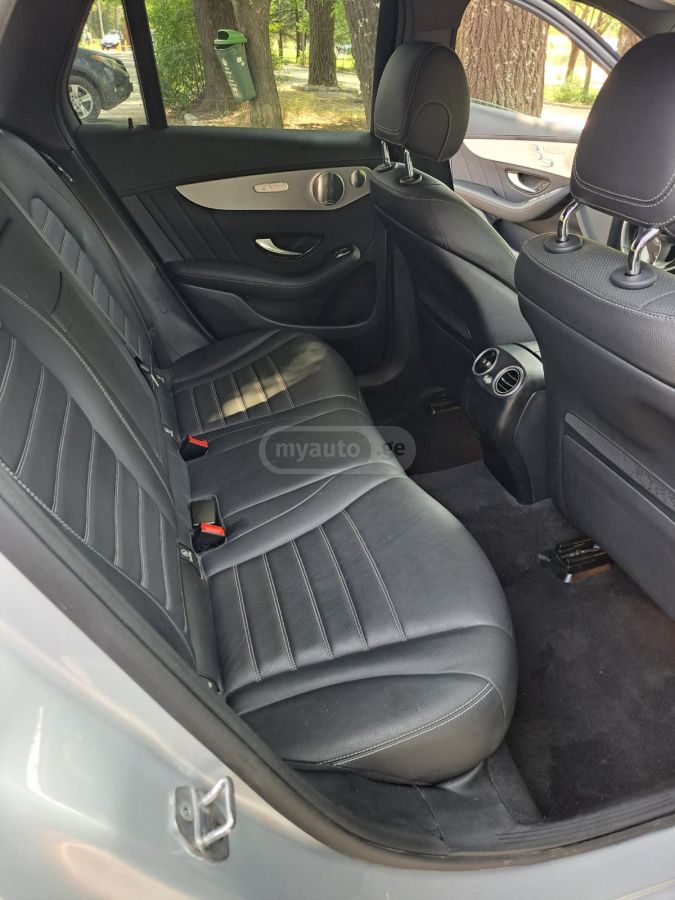 Mercedes-Benz GLC 43 AMG - фото 11