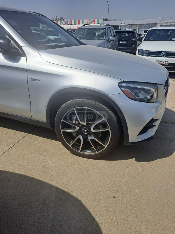 Mercedes-Benz GLC 43 AMG - фото 15