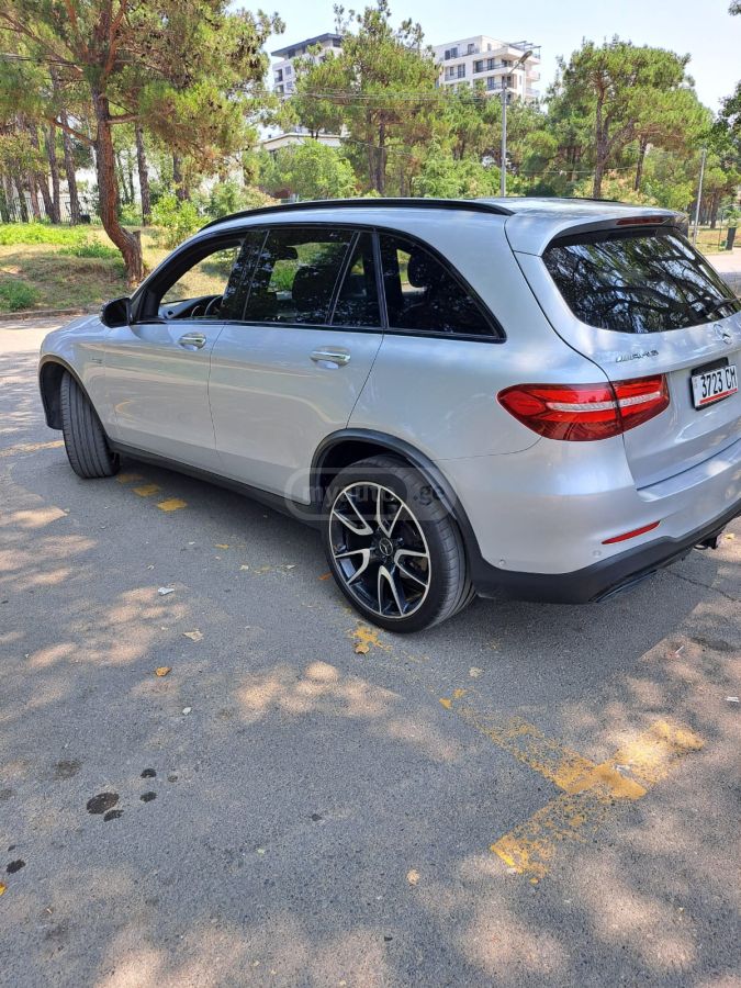 Mercedes-Benz GLC 43 AMG - фото 2
