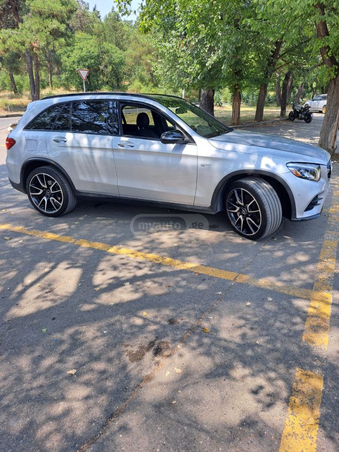 Mercedes-Benz GLC 43 AMG - фото 6