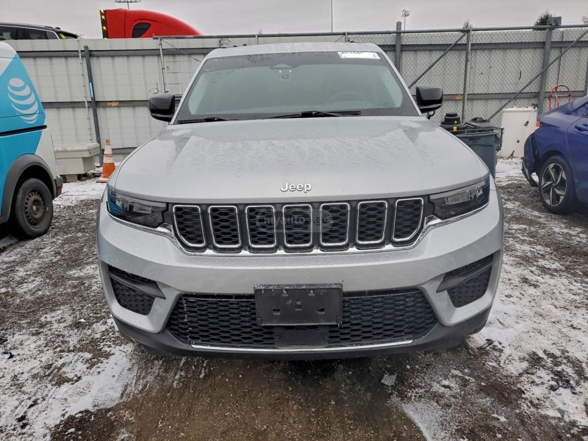 Jeep Grand Cherokee - фото 3