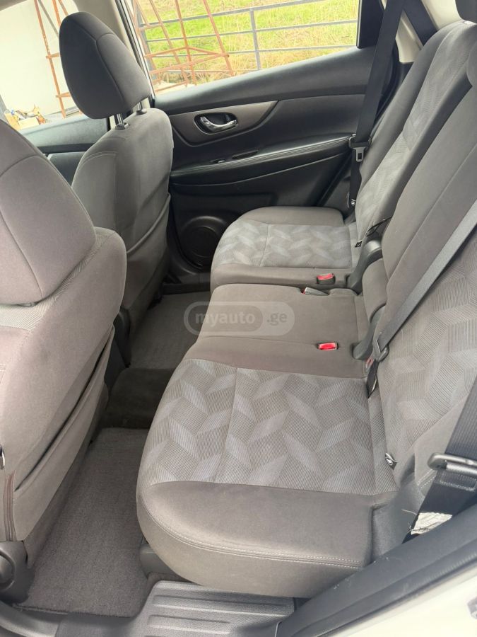 Nissan Rogue - фото 10