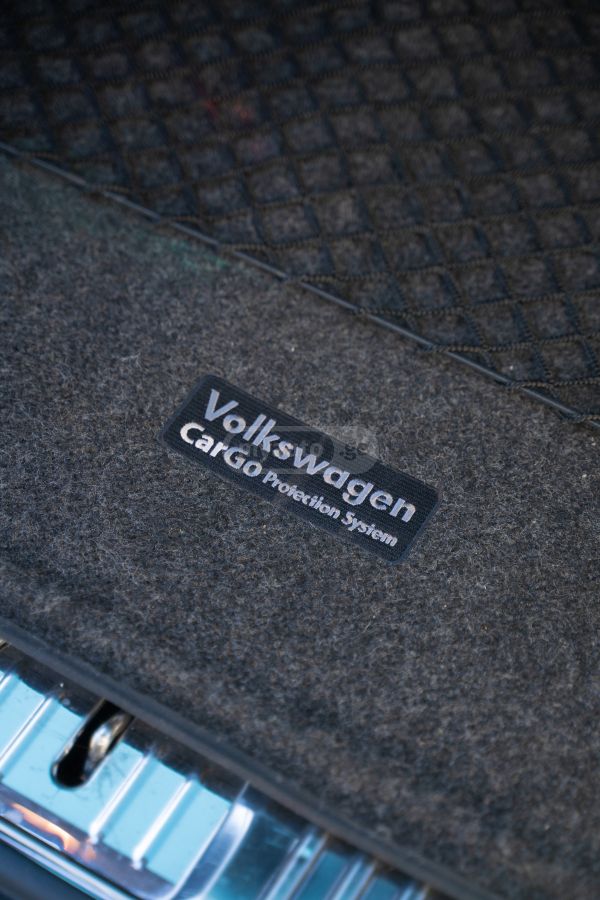 Volkswagen Touareg - фото 14