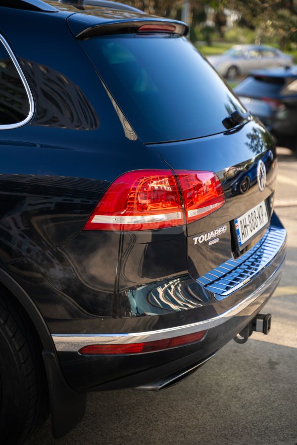 Volkswagen Touareg - фото 5
