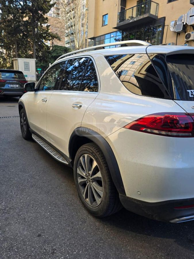 Mercedes-Benz GLE 350 - фото 10