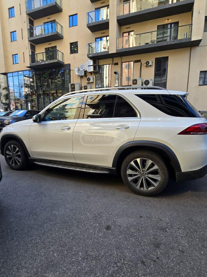 Mercedes-Benz GLE 350 - фото 9
