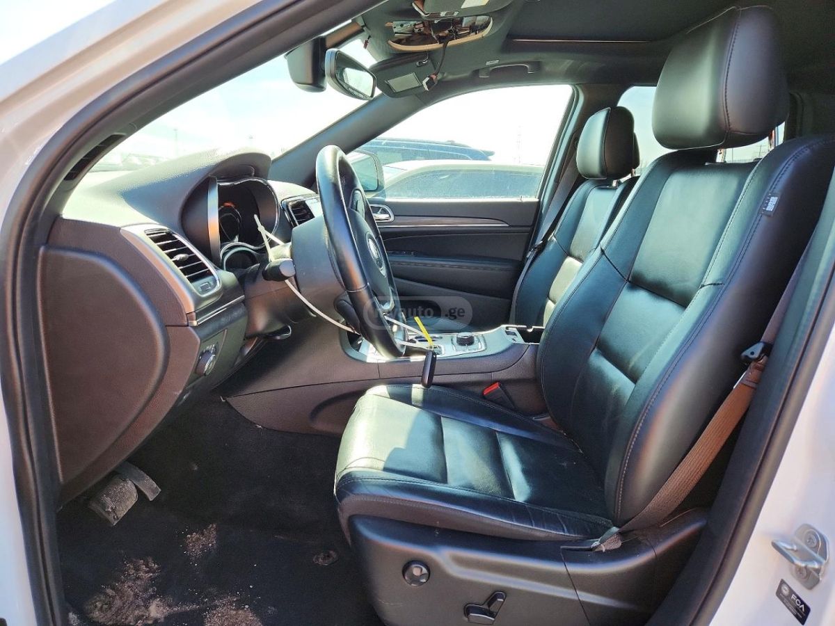 Jeep Grand Cherokee - фото 7