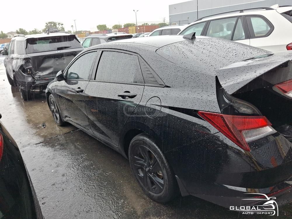 Hyundai SEL 4dr Sedan — миниатюра 11