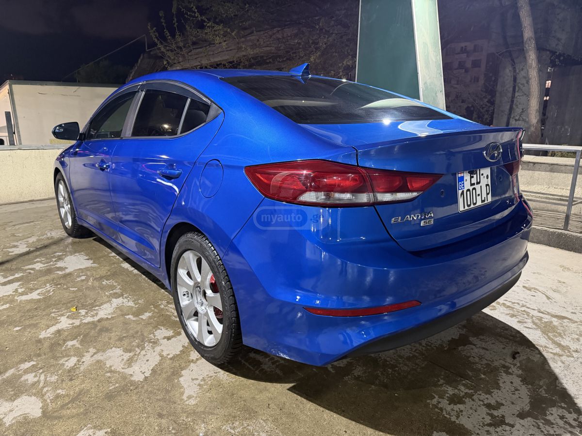 Hyundai Elantra - фото 5