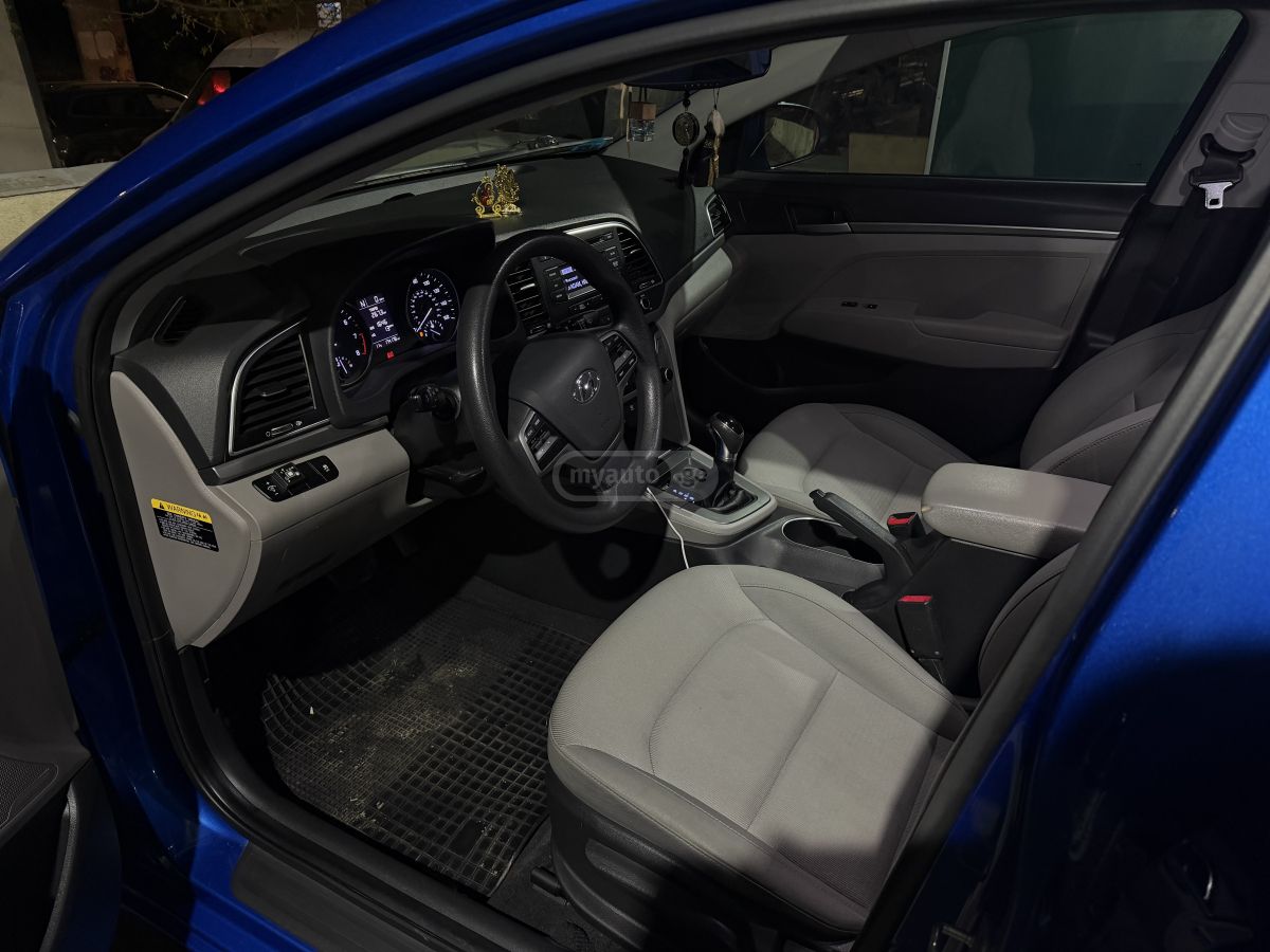 Hyundai Elantra - фото 9