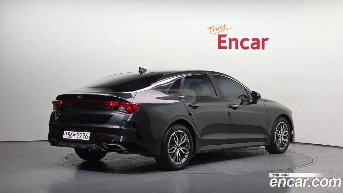 Kia Optima - фото 2