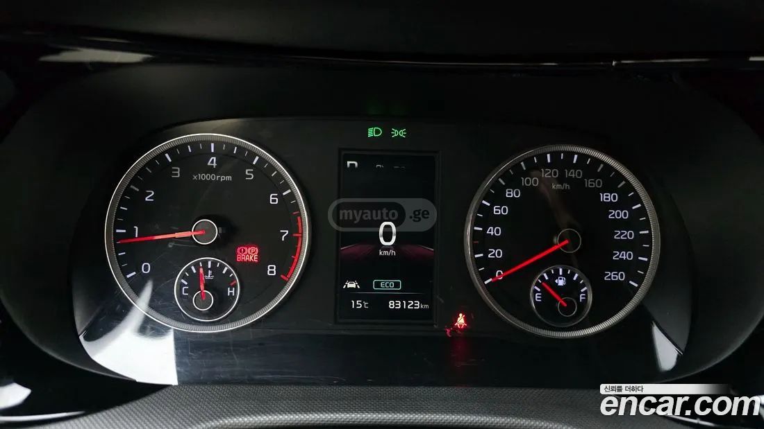 Kia Optima - фото 8