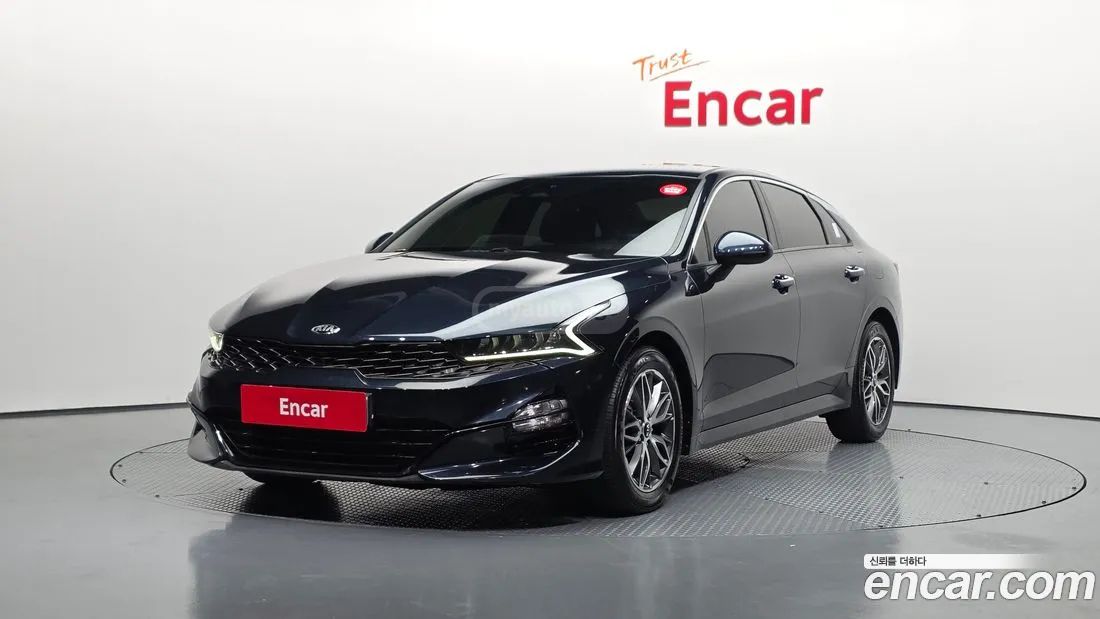 Kia Optima - фото 1