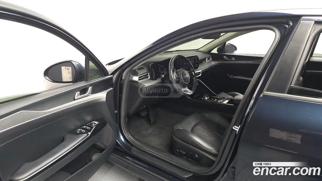 Kia Optima - фото 10