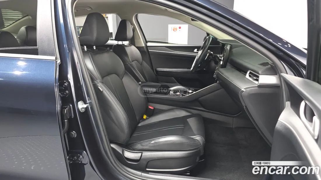 Kia Optima - фото 11