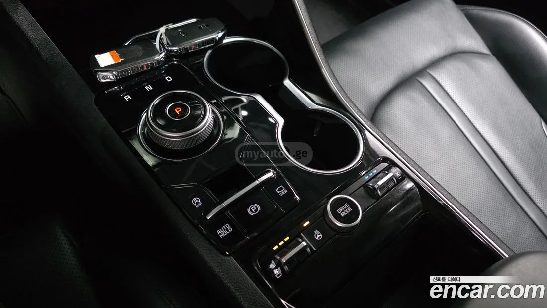 Kia Optima - фото 9