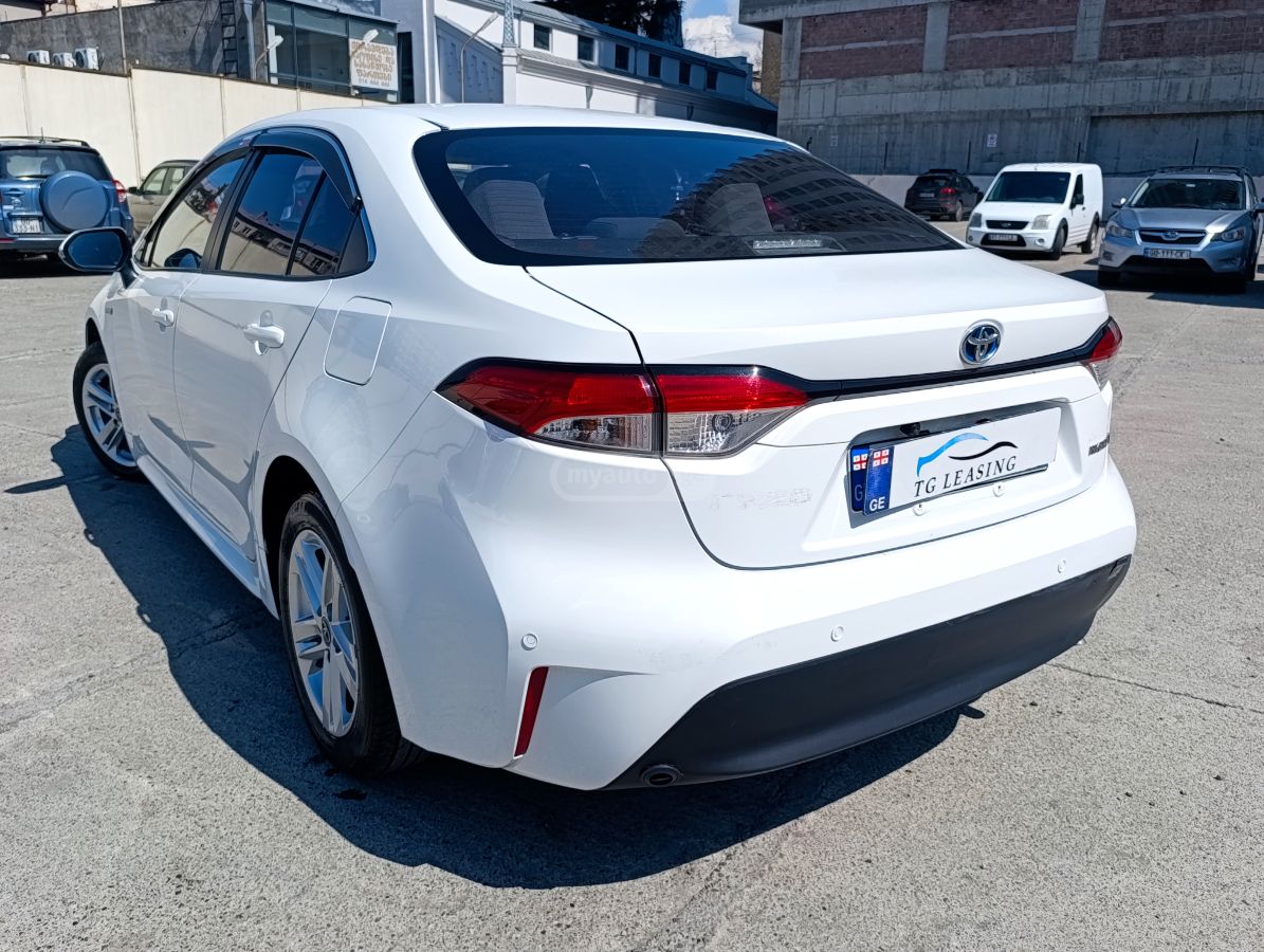 Toyota Corolla - фото 3