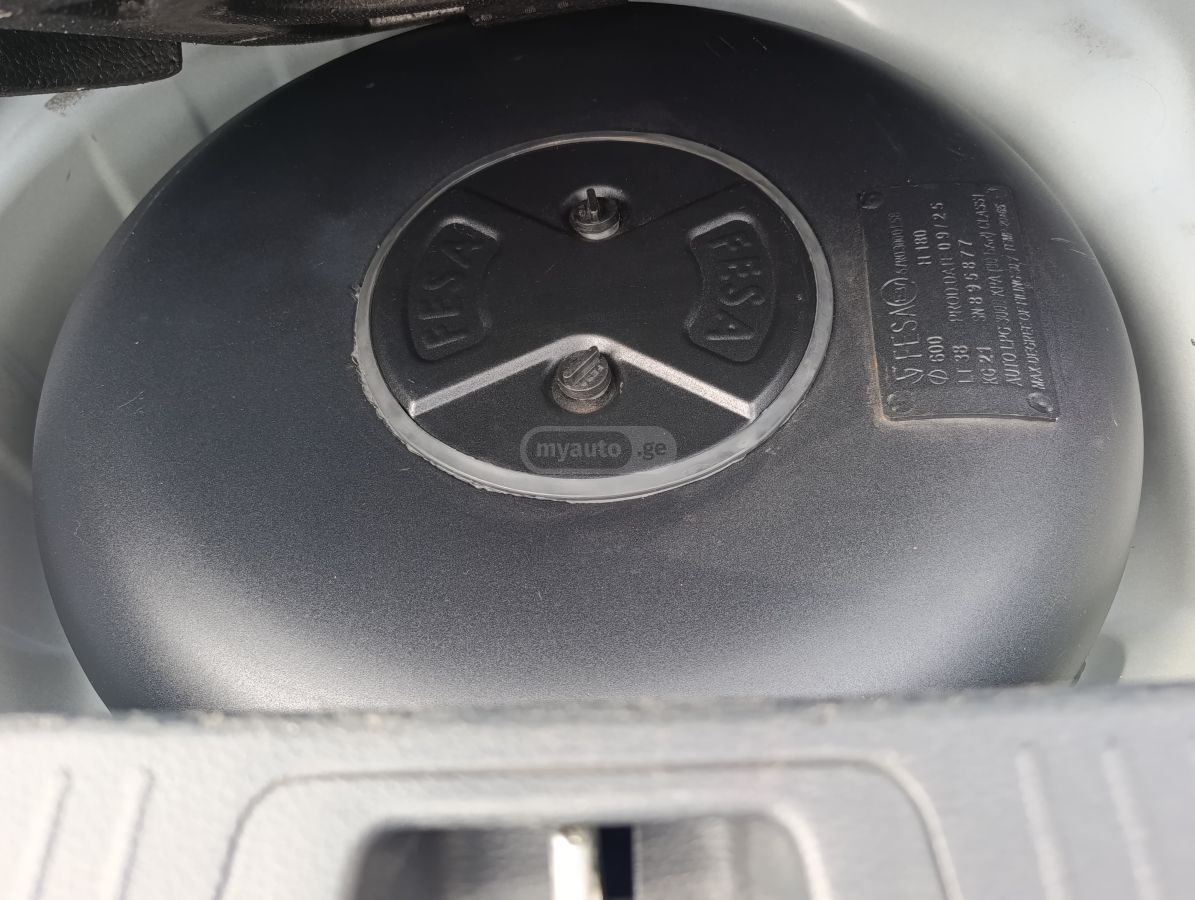 Toyota Corolla - фото 5