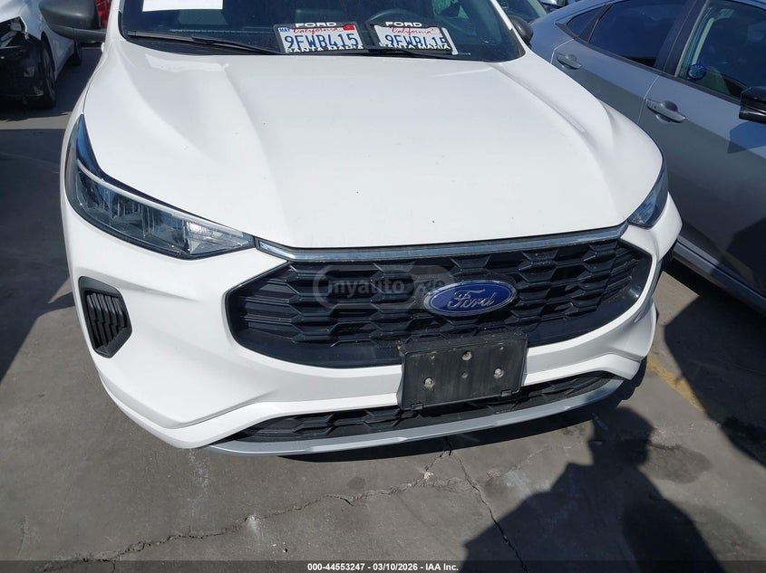 Ford Escape 2023 — миниатюра 12