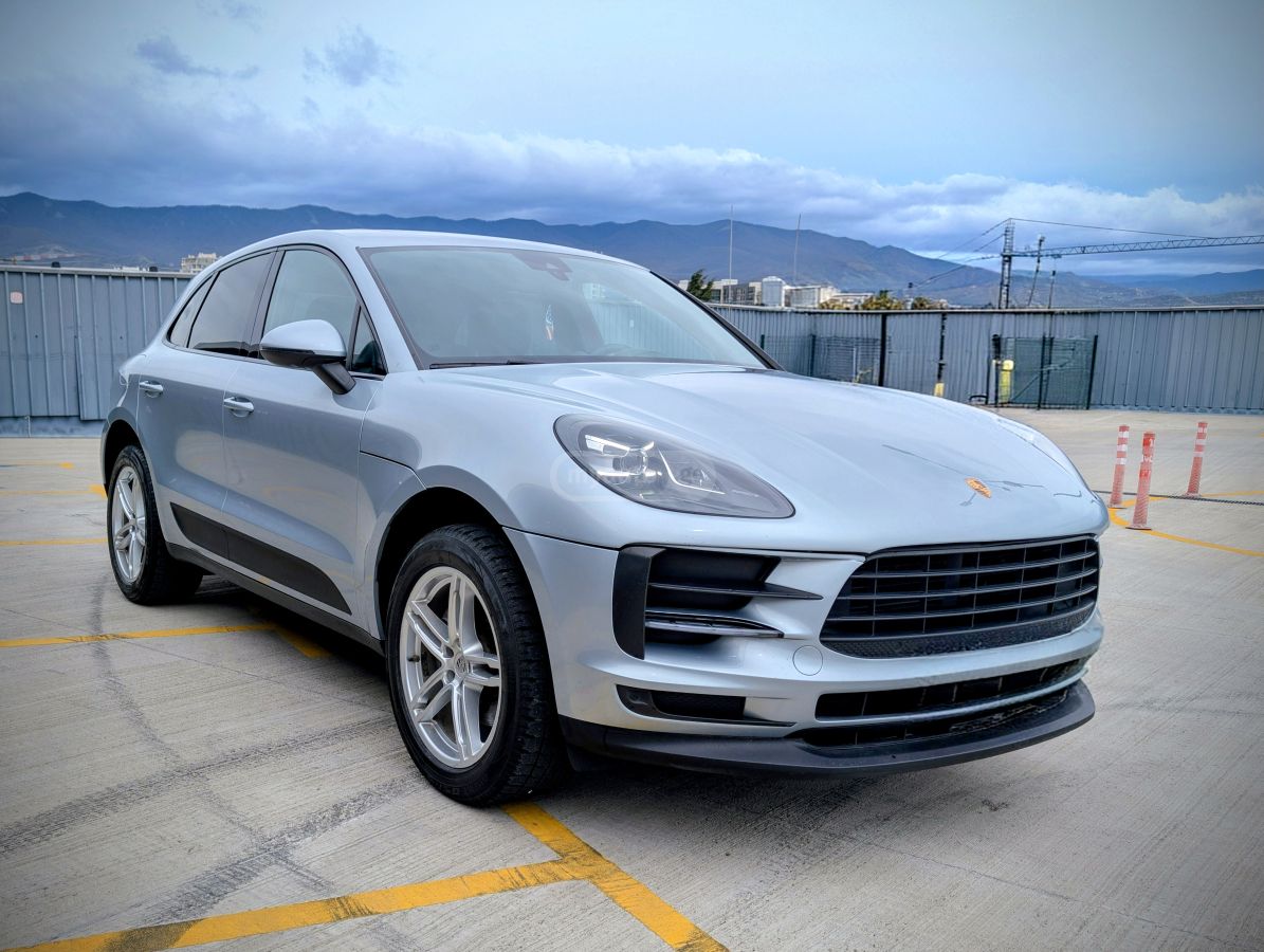Porsche Macan - фото 1