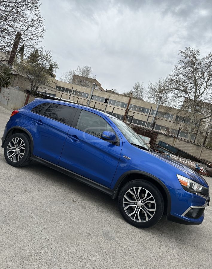Mitsubishi Outlander Sport - фото 5