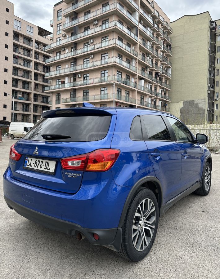 Mitsubishi Outlander Sport - фото 6