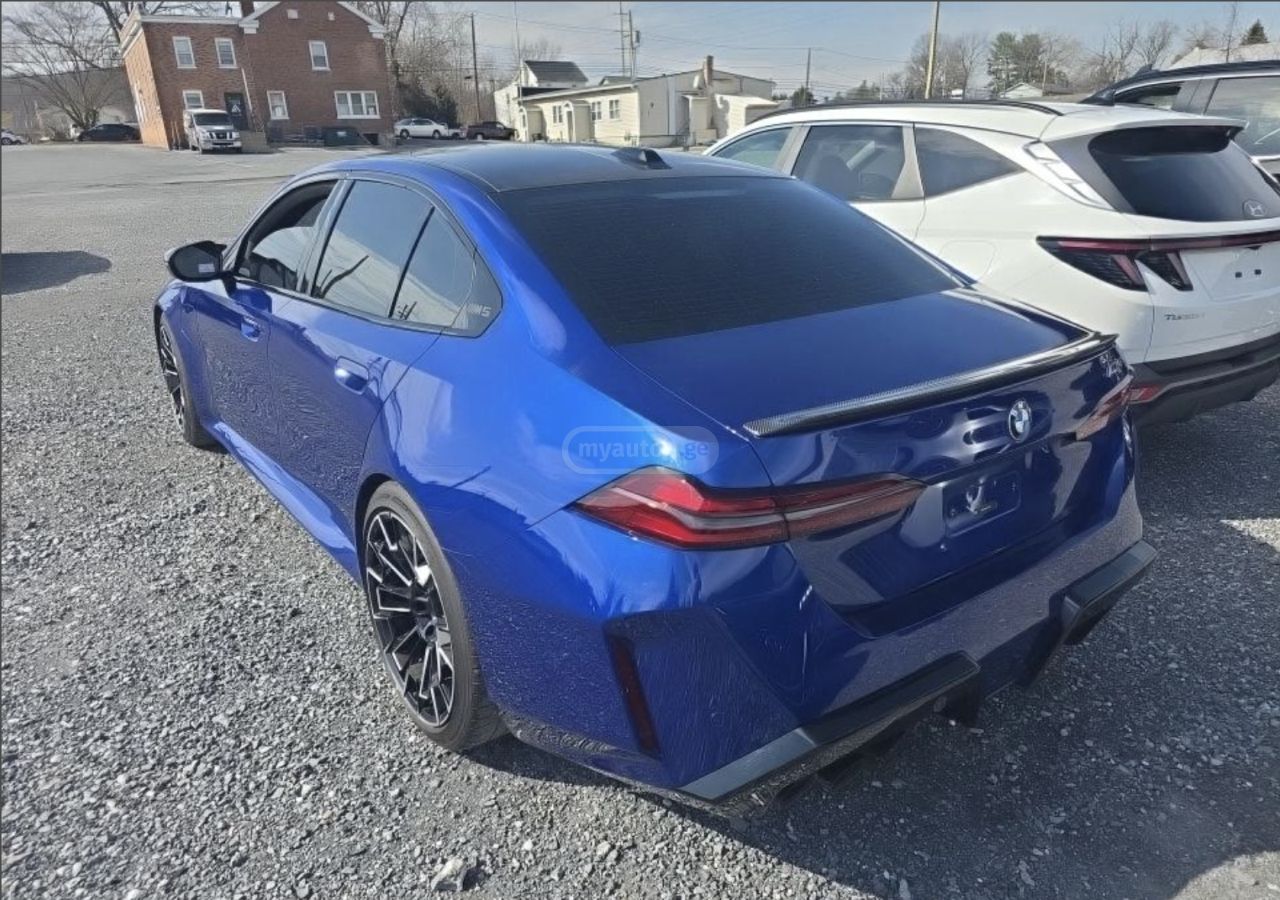 BMW  — миниатюра 6