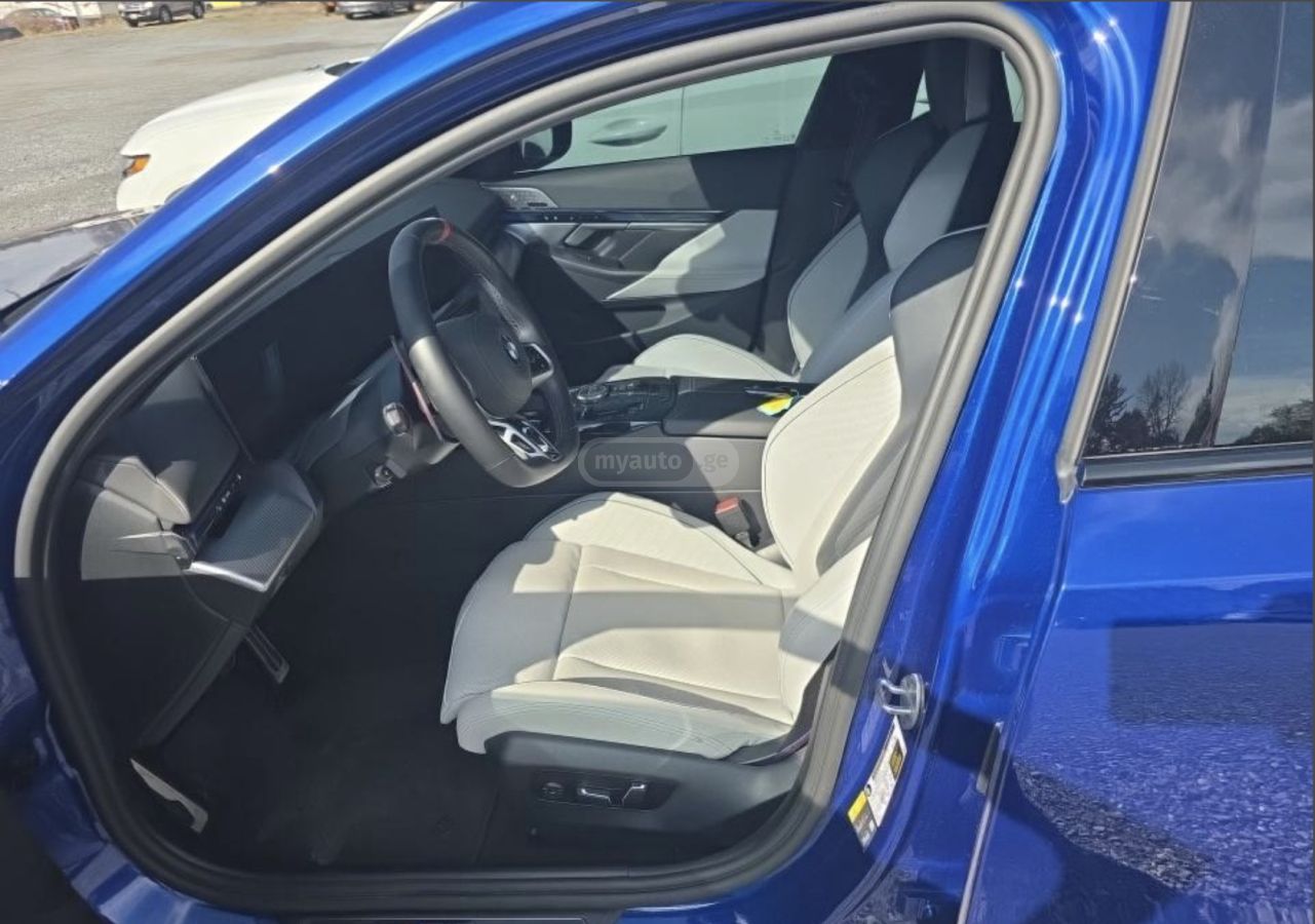 BMW  — миниатюра 7