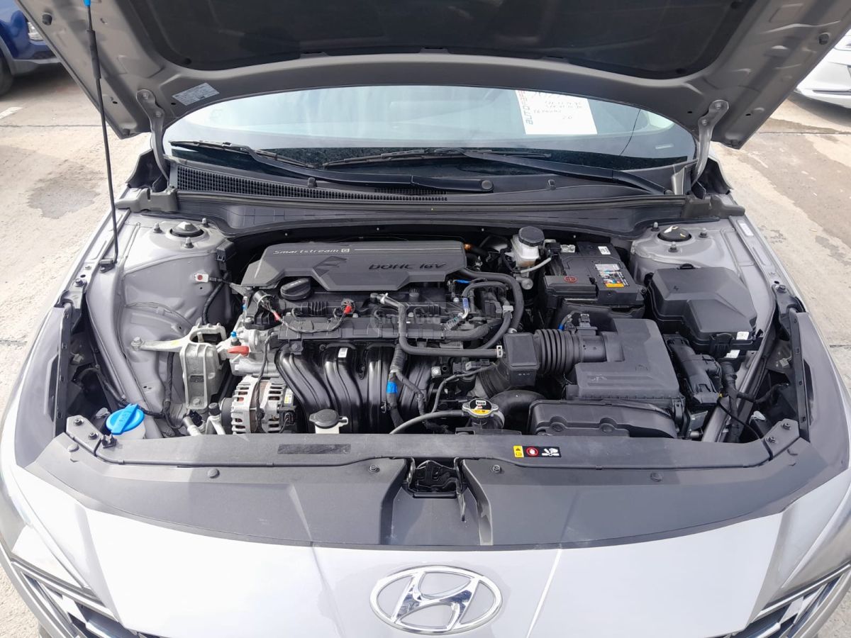 Hyundai Limited 4dr Sedan — миниатюра 12