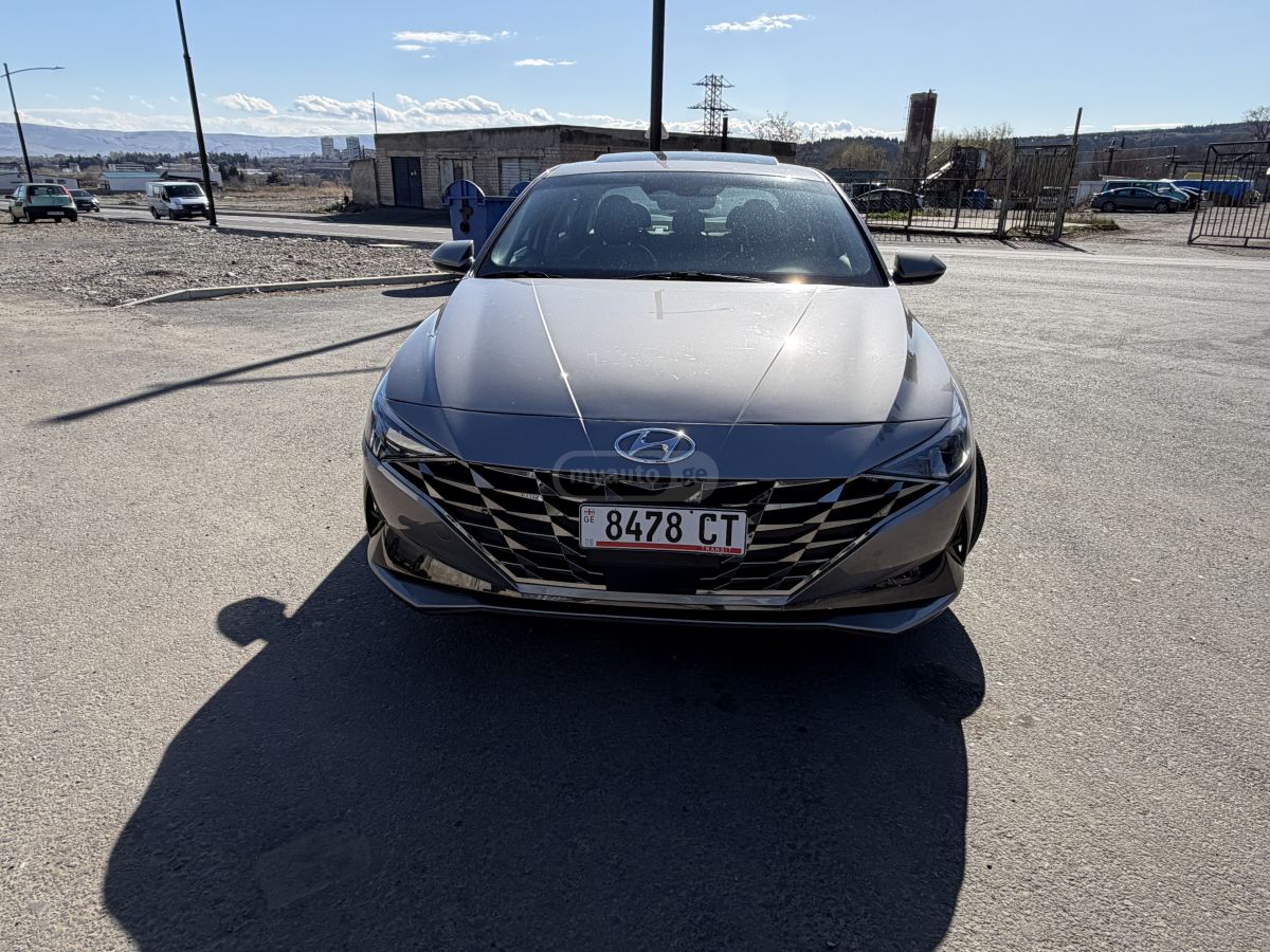 Hyundai Limited 4dr Sedan — миниатюра 2