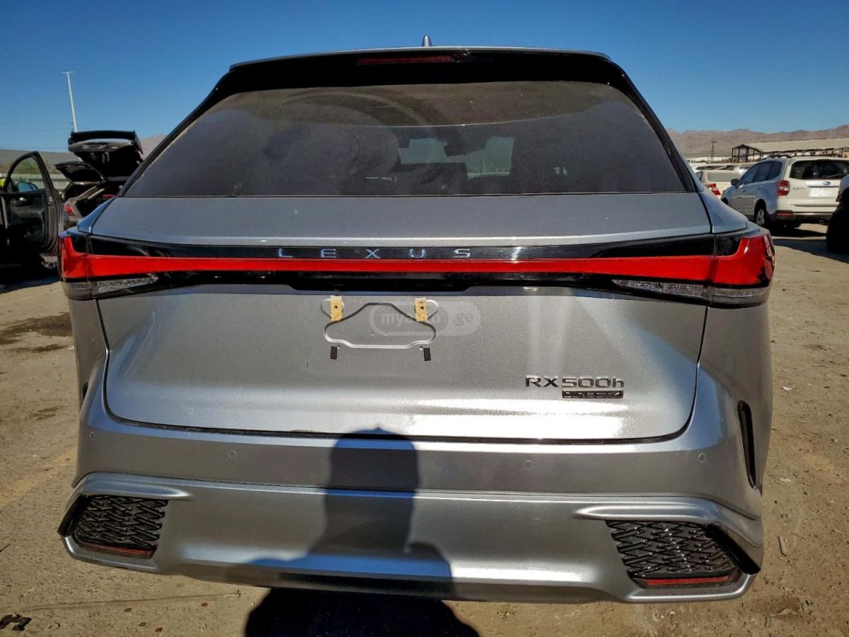 Lexus F-Sport — миниатюра 6