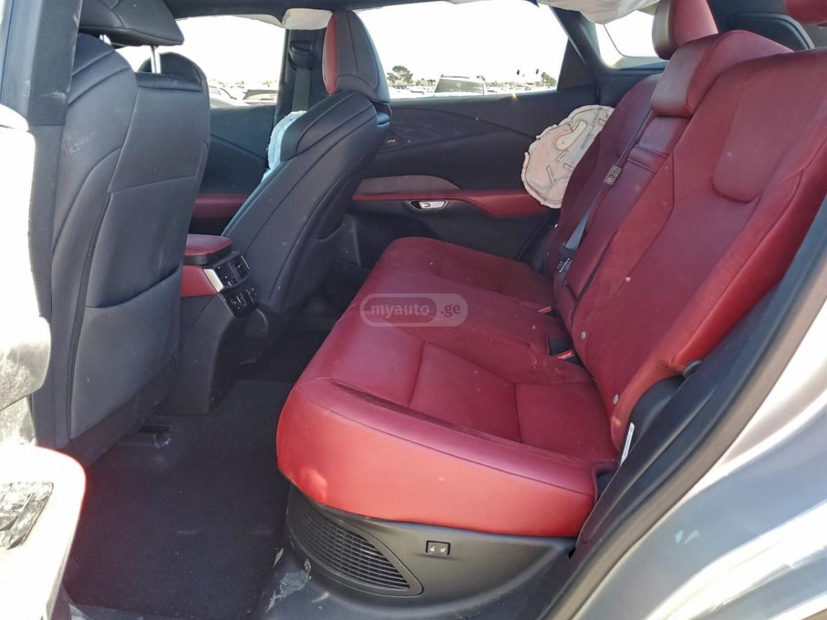 Lexus F-Sport — миниатюра 9