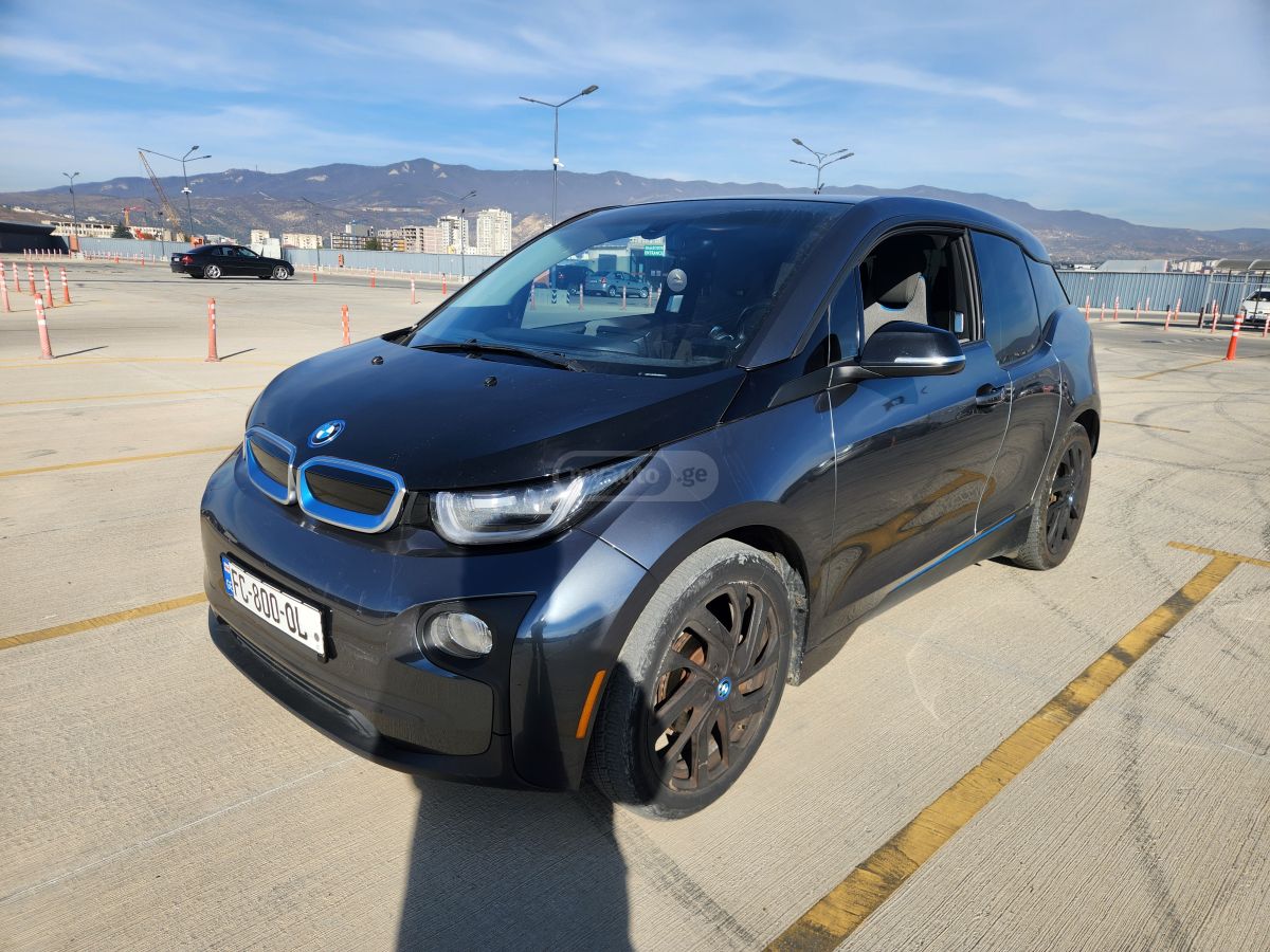 BMW I3 - фото 4