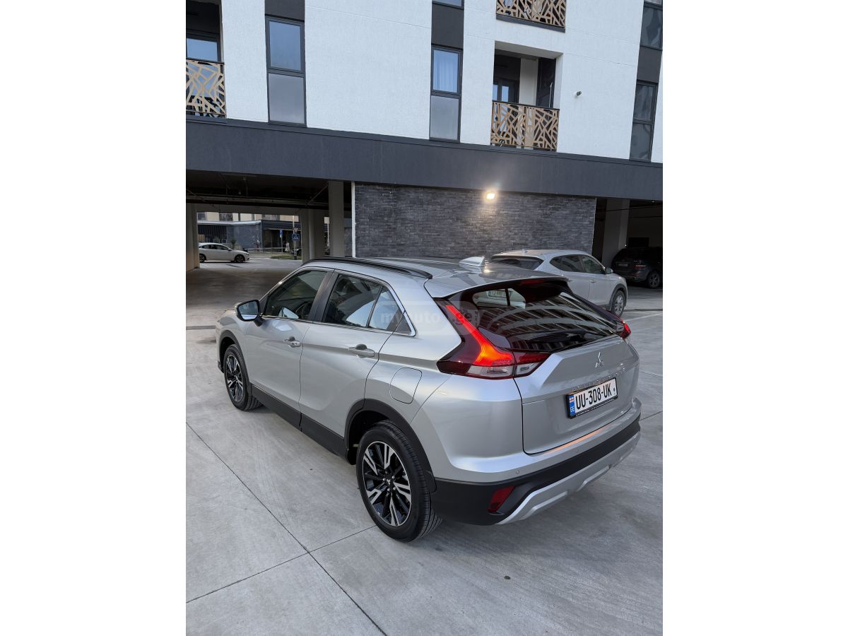 Mitsubishi 4WD 152л.с — миниатюра 4