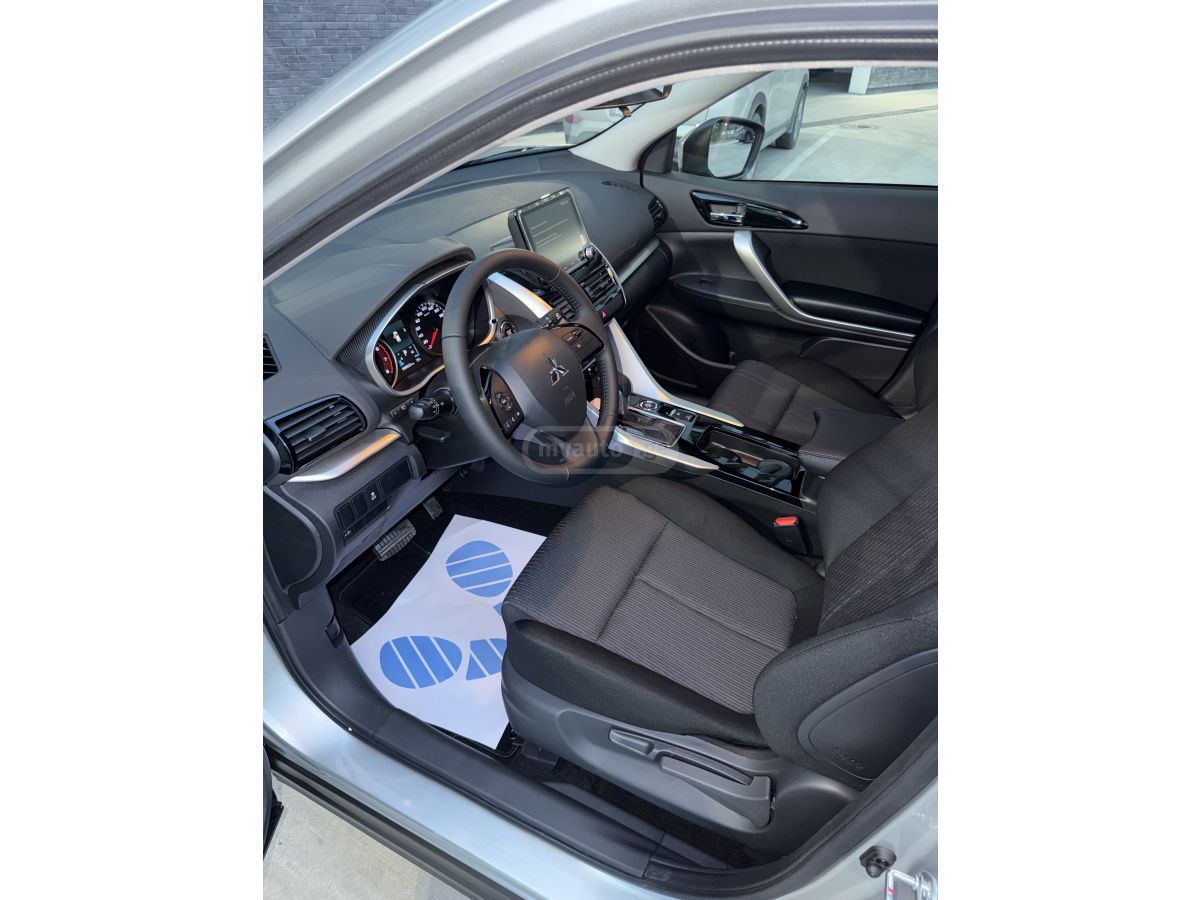 Mitsubishi 4WD 152л.с — миниатюра 6